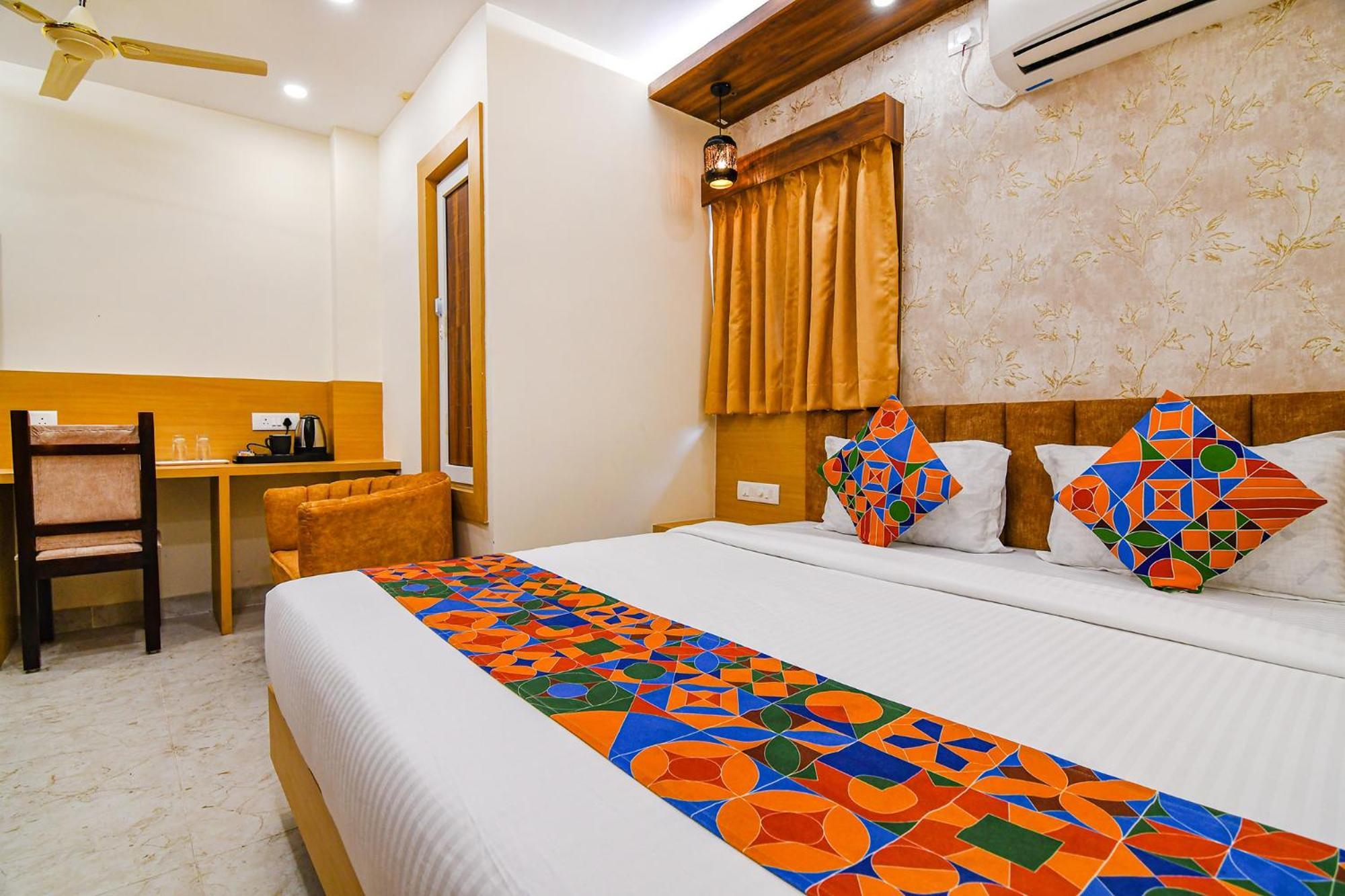 Fabhotel Sonali Golden Palace - Nr Bhubaneswar Railway Station Eksteriør bilde